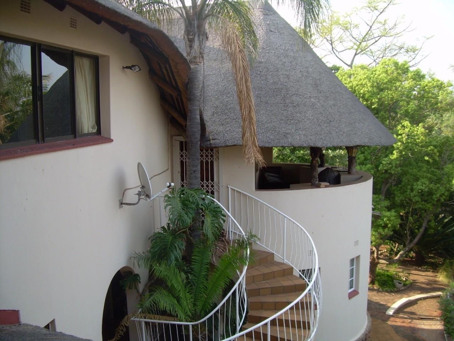 5 Bedroom Property for Sale in Protea Park North West